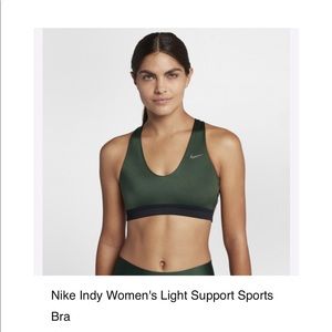 Nike Indy Women's Light Support Sports Bra